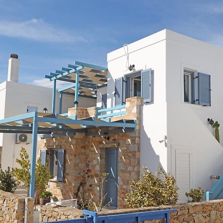 Ebatis Guesthouse Vári Exterior foto
