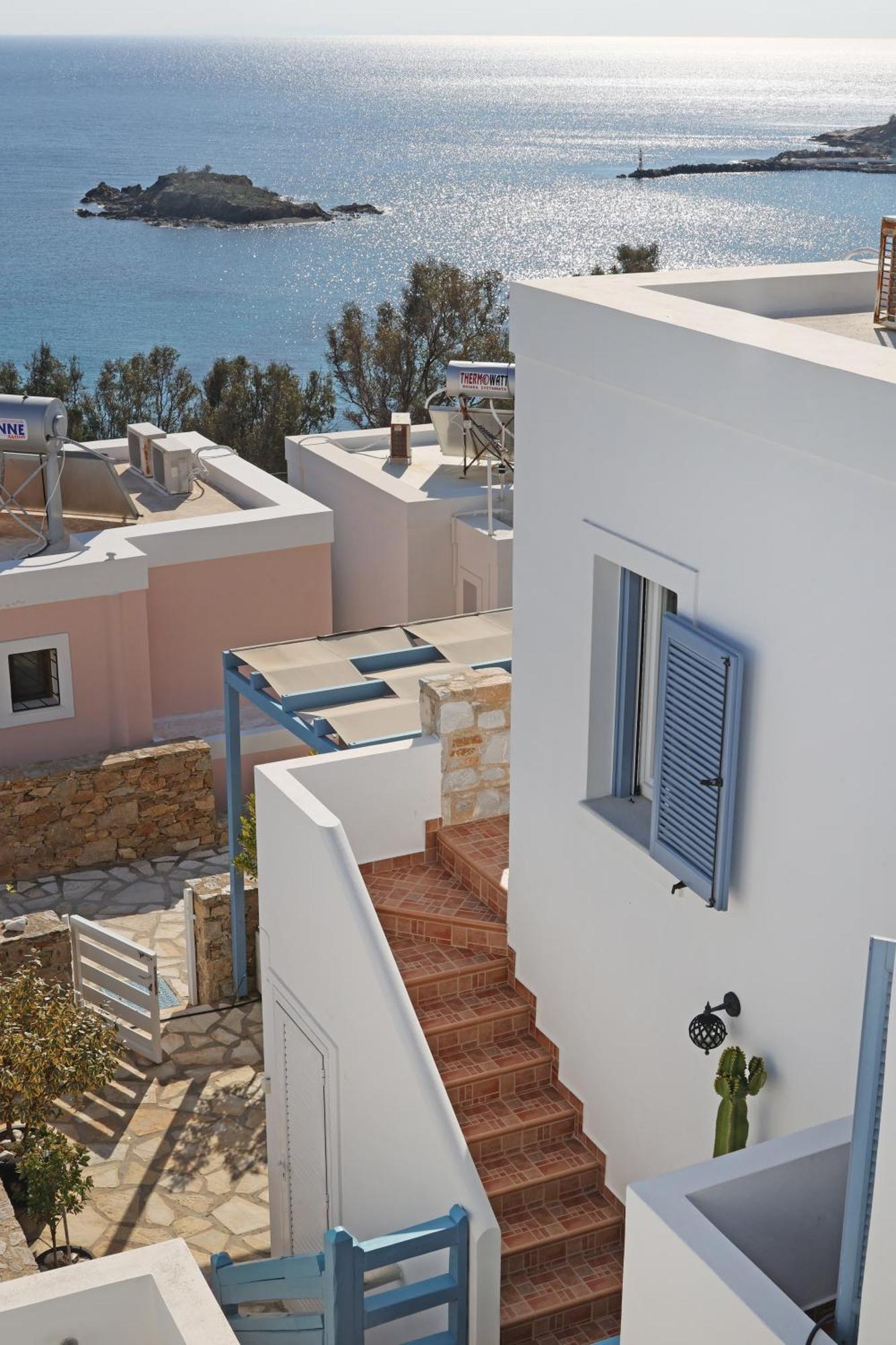 Ebatis Guesthouse Vári Exterior foto